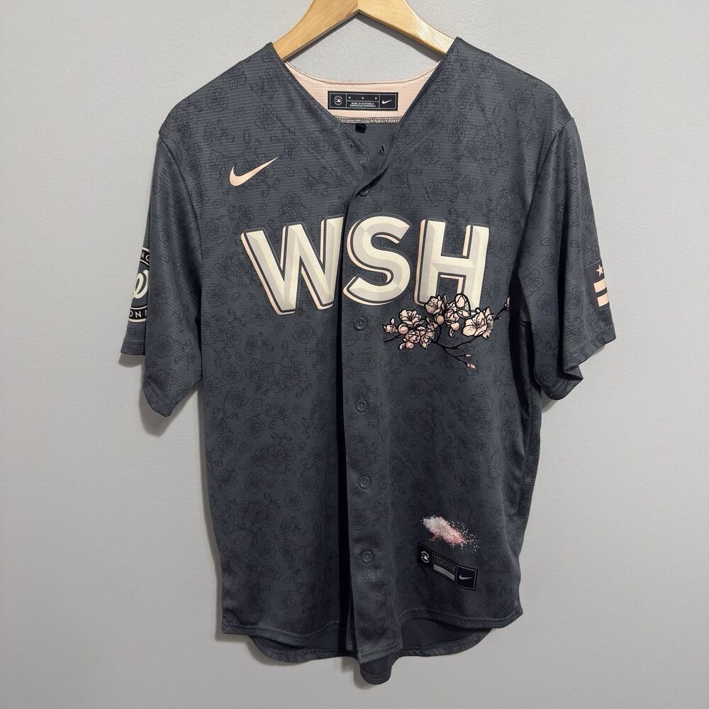 Nike Washington Nationals City Connect Jersey Medium Juan Soto Cherry Blossom